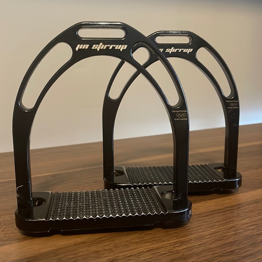 4.75” Jin Stirrups